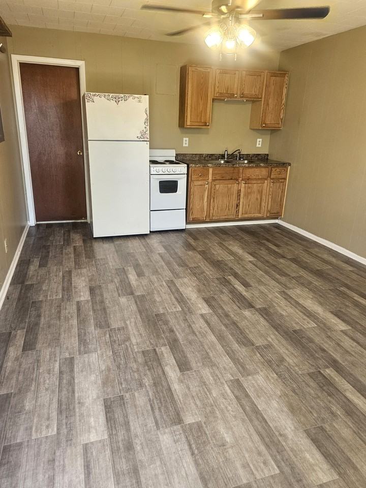 Lake Ripley Apartments - Photo 5 of 18