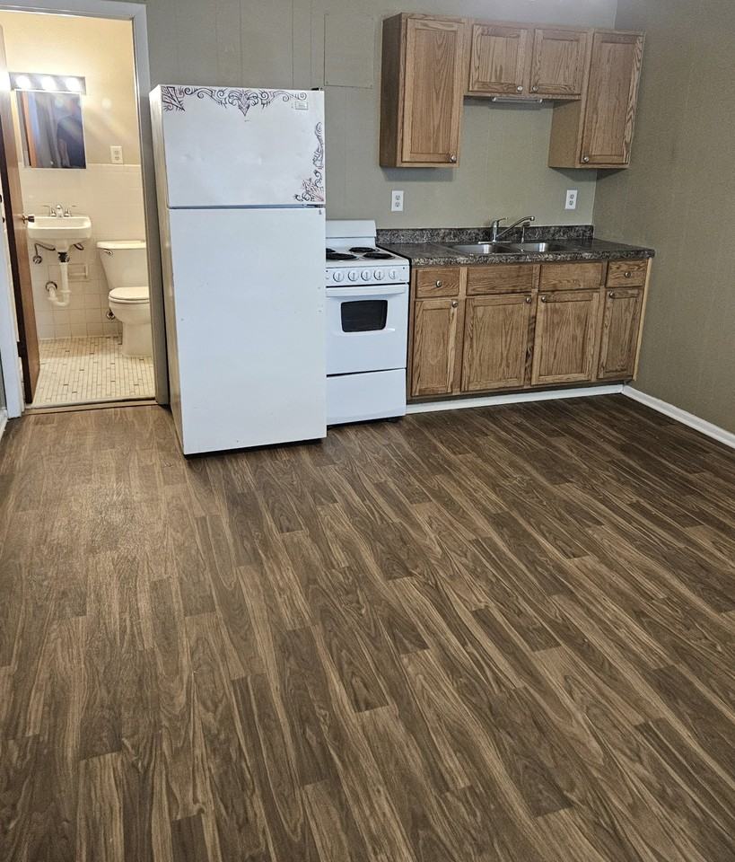 Lake Ripley Apartments - Photo 5 of 14