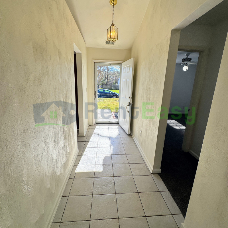 2038 Coral Ivy Ln - Photo 2 of 29
