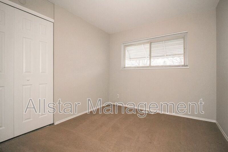13187 Richards Dr - Photo 5 of 24