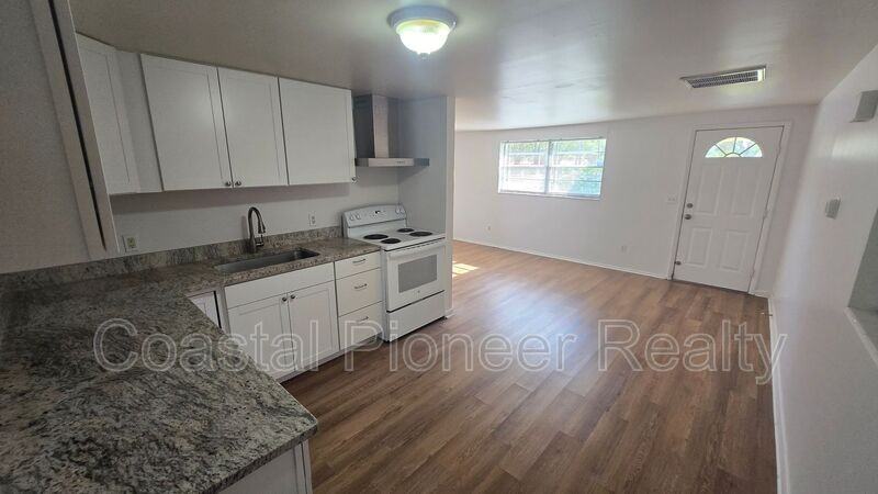 8819 W Robson St - Photo 5 of 24