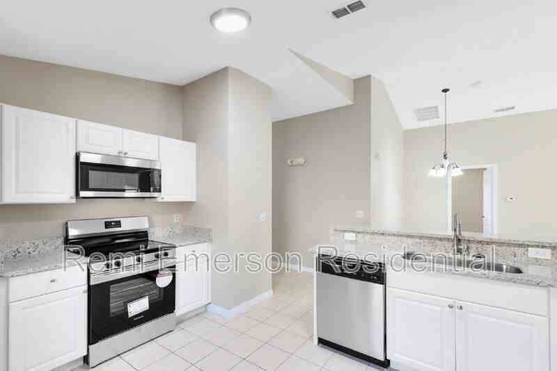 139 Ridgebrook Ct - Photo 3 of 26