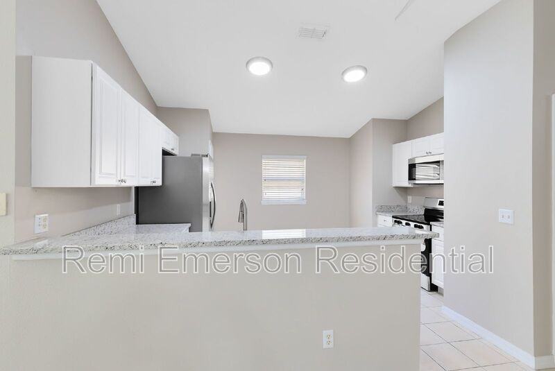 139 Ridgebrook Ct - Photo 5 of 26