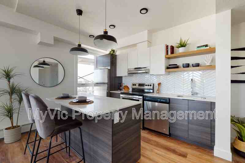 8015 102 St Nw - Photo 3 of 8