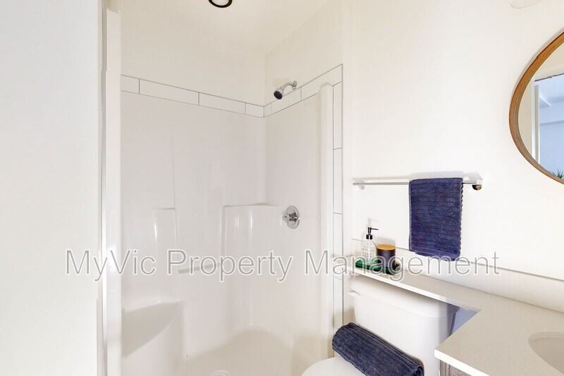 8015 102 St Nw - Photo 7 of 8