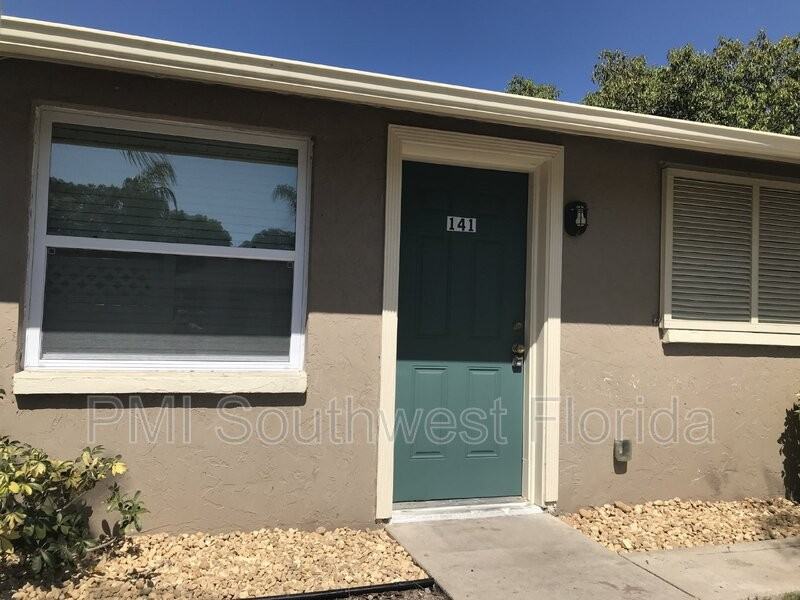 141 W Perry Ln - Photo 2 of 11