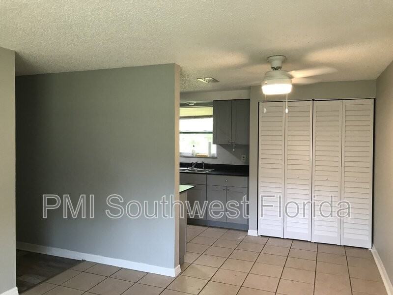 141 W Perry Ln - Photo 6 of 11