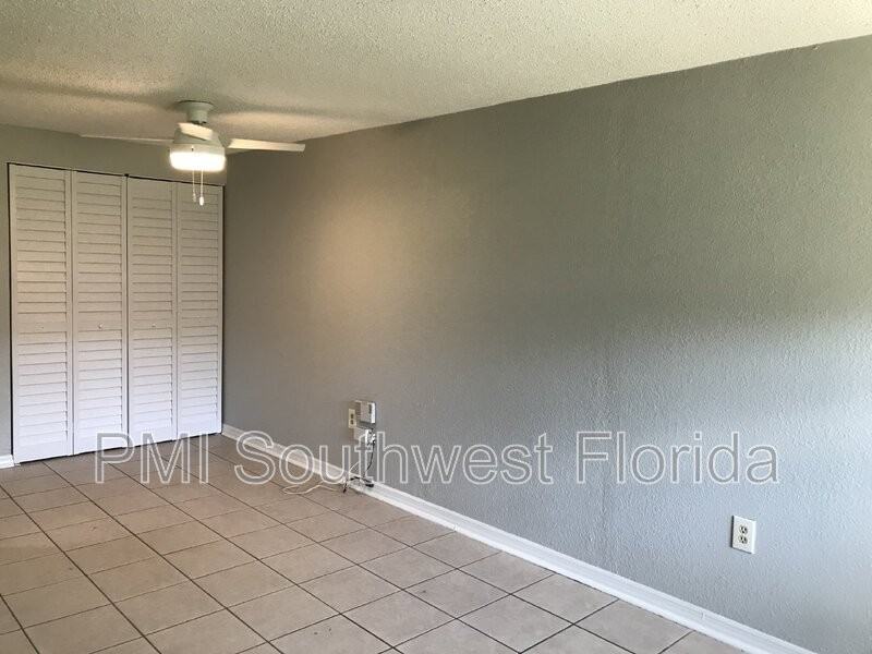 141 W Perry Ln - Photo 7 of 11