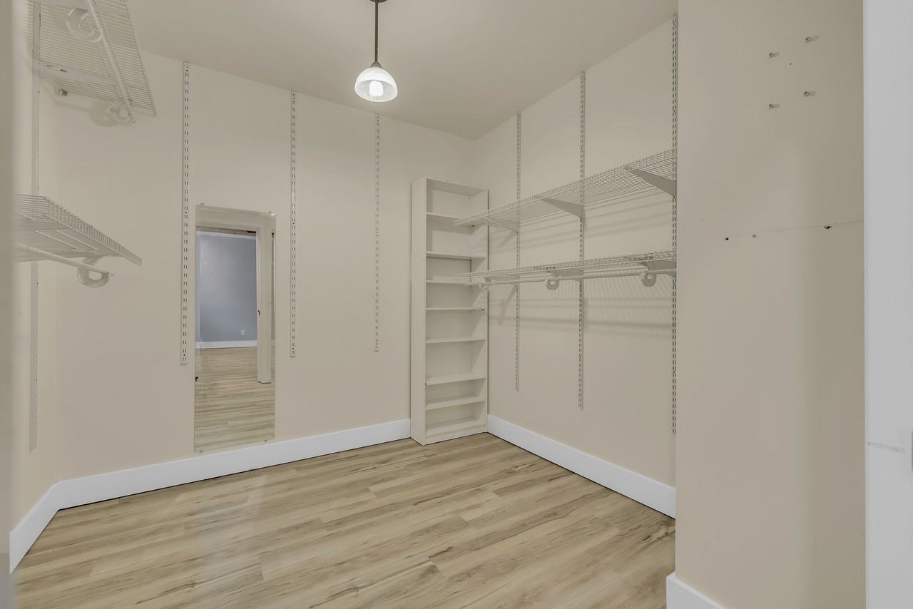 2111 Horizon Drive - Photo 2 of 10