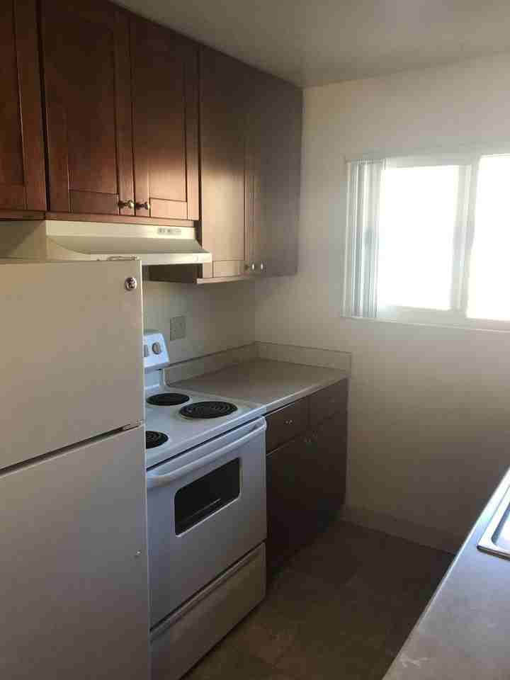 Bel- Air Apartments - Photo 3 of 12