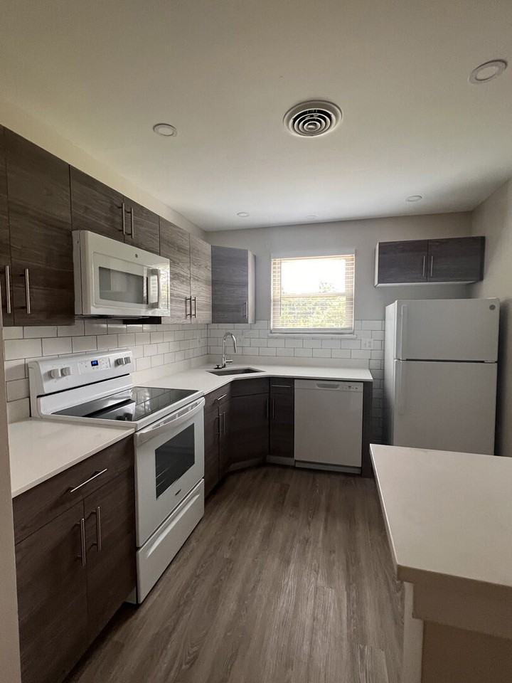 Hillside Apartments - Photo 2 of 13