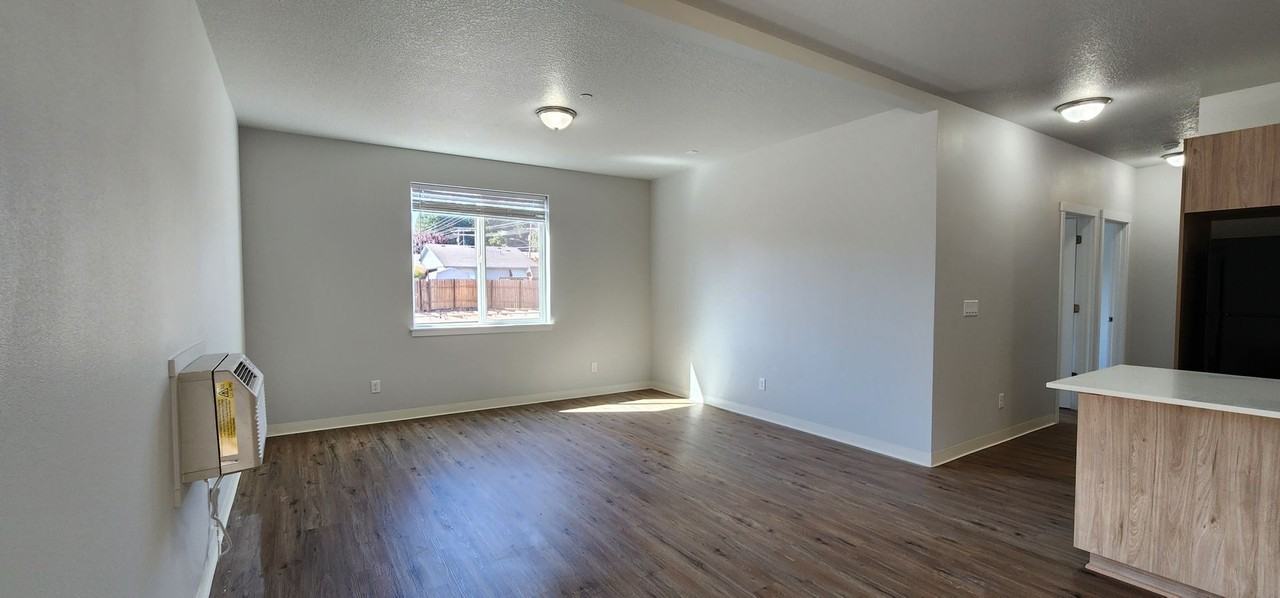 1720 SW 2nd Street - Photo 2 of 23
