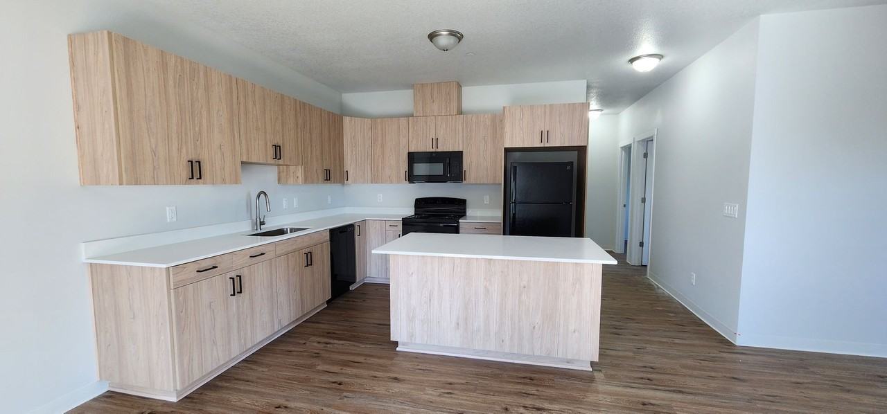 1720 SW 2nd Street - Photo 6 of 23
