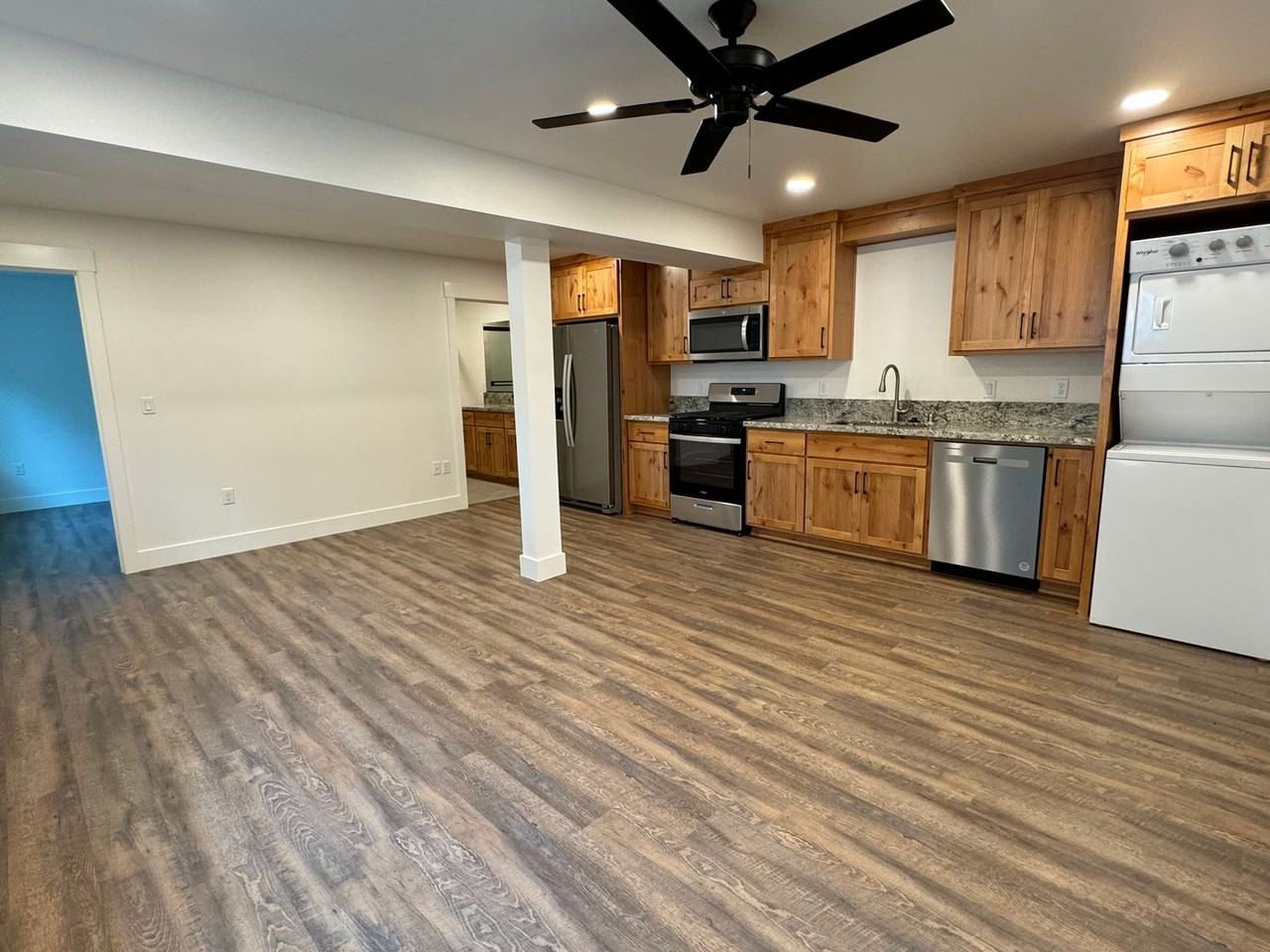 848 W 1st Street - Photo 4 of 20