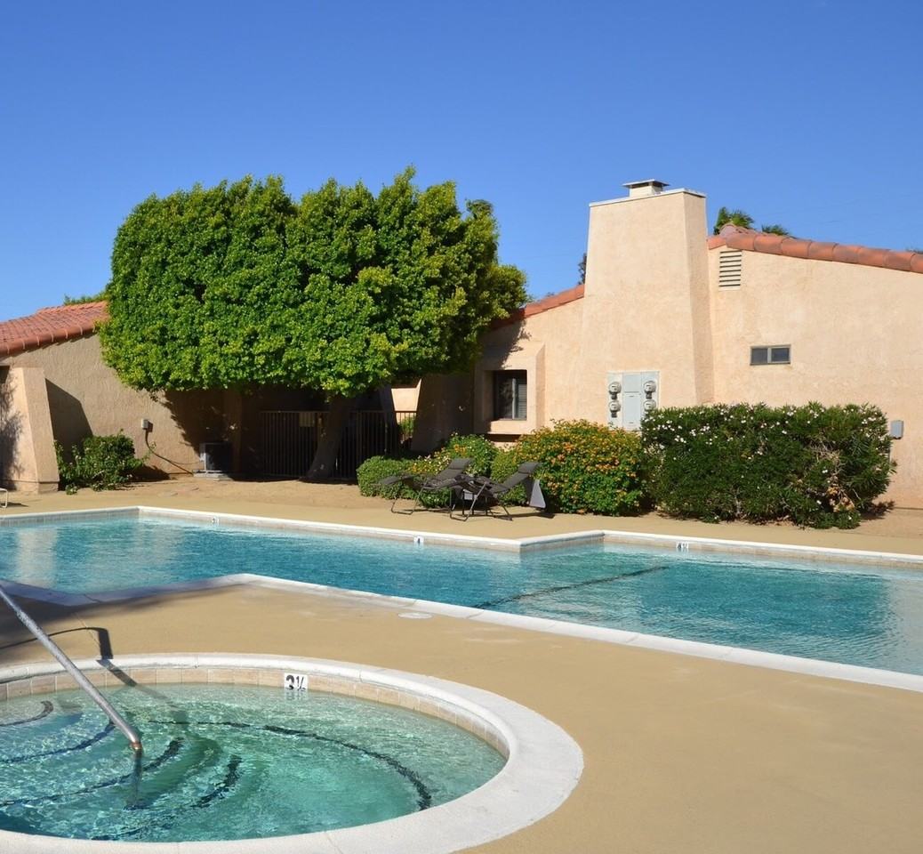 Parkwood Apartments - Photo 2 of 14