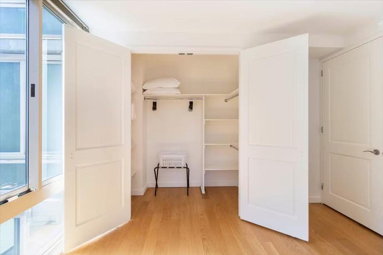 254 W 54th St #1025367P - Photo 7 of 17