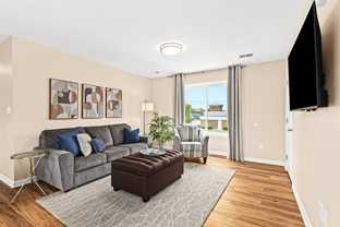 Gratiot Avenue 28030 - Photo 1 of 1