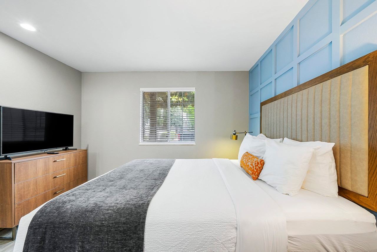 505 Pharr Rd Ne #1019267P - Photo 6 of 19