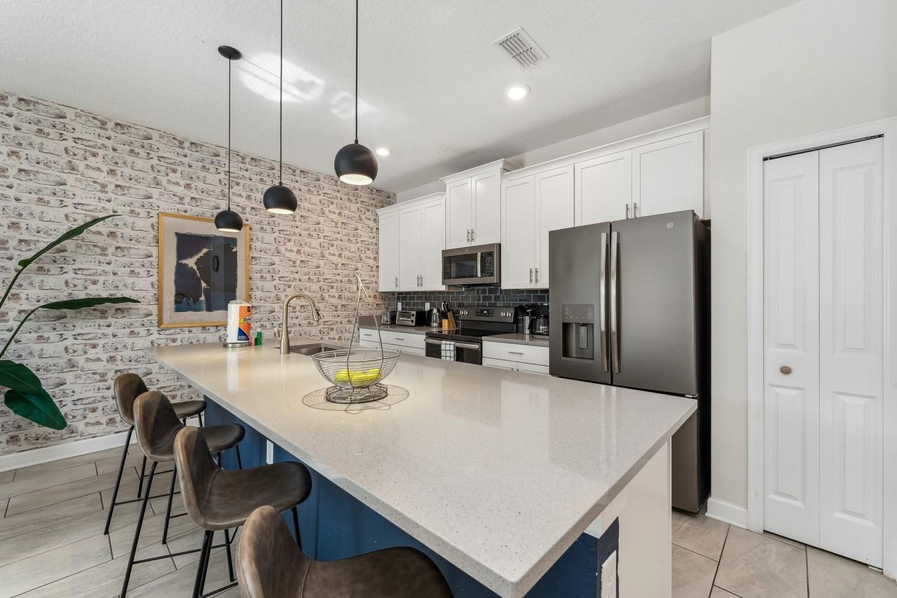 5029 Windermere Ave #1018130P - Photo 5 of 41