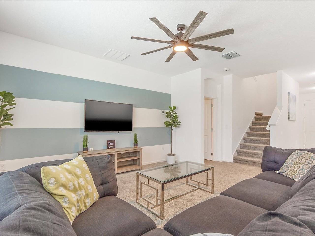 210 Ballo Dr #1018143P - Photo 5 of 35