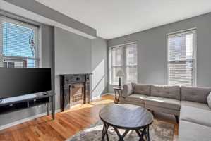 featured image of 713 Barton St