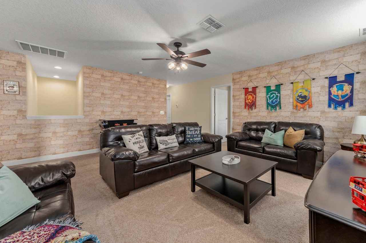 1427 Wexford Way #1031315P - Photo 3 of 50