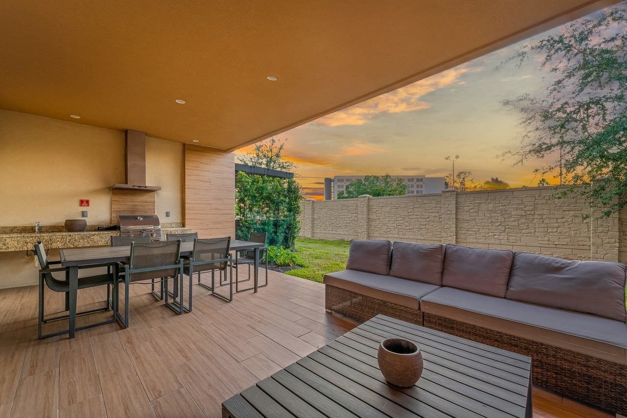 7513 Brooklyn Dr #1018142P - Photo 5 of 32