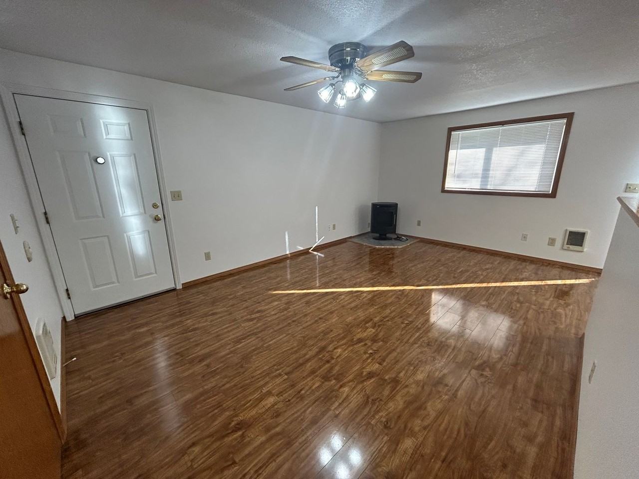 3911 Plomondon St - Photo 4 of 18
