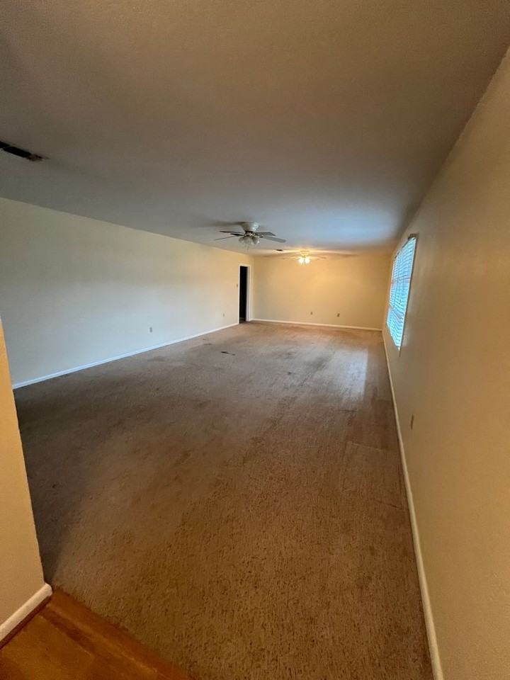 2349 S 35th St - Photo 2 of 19