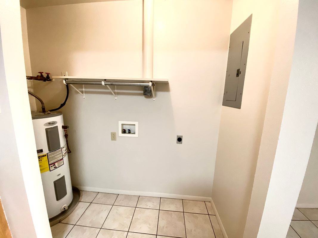 9650 Front St ##C - Photo 5 of 11