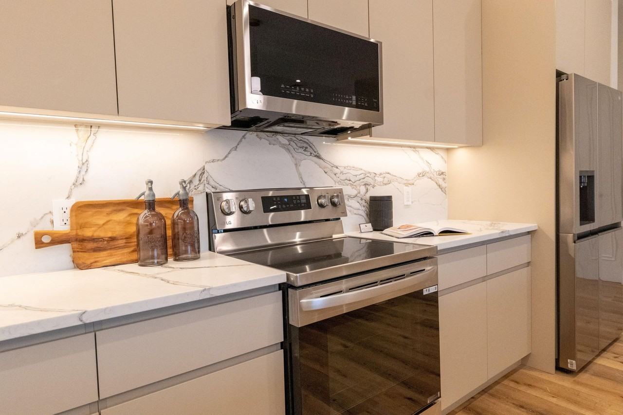 The Summit - Photo 5 of 16