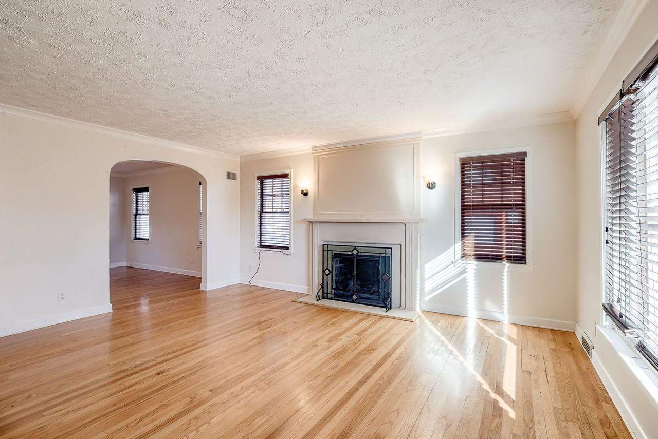 558 S 34th St - Photo 6 of 25