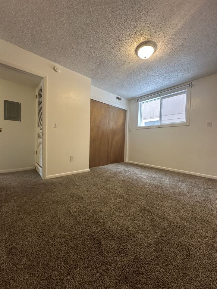 2139 Alderson Ave #3 - Photo 5 of 7