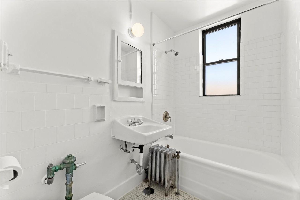 2779 Milwaukee LLC - Photo 5 of 11