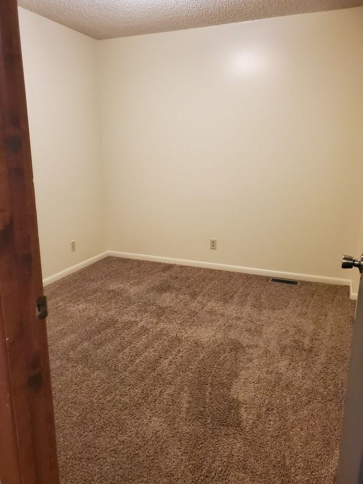 1440 Fir Avenue - Photo 4 of 17