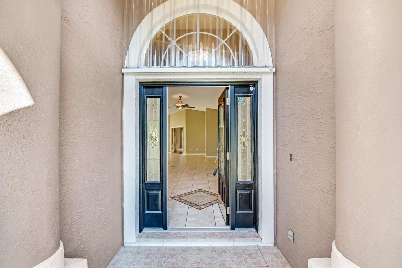 70 Cochise Ct - Photo 3 of 50