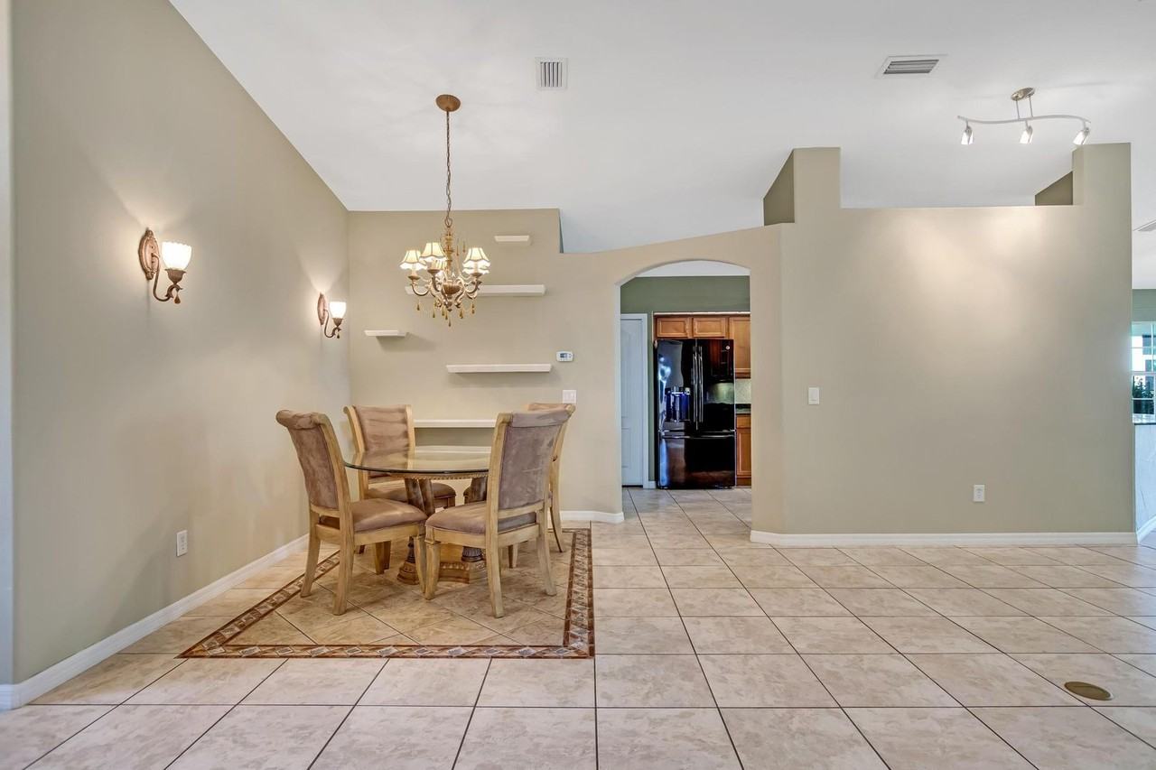 70 Cochise Ct - Photo 5 of 50