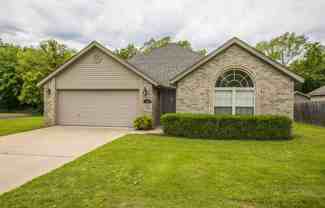 1806 Sw E St - Photo 1 of 1