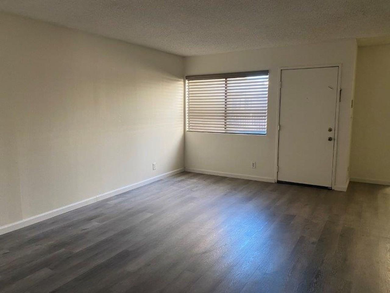 101AGR - Photo 6 of 10