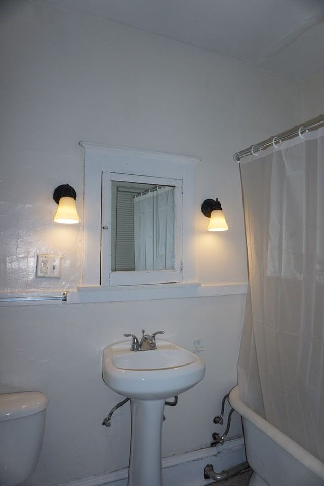 24  -  1815 First - Photo 4 of 48