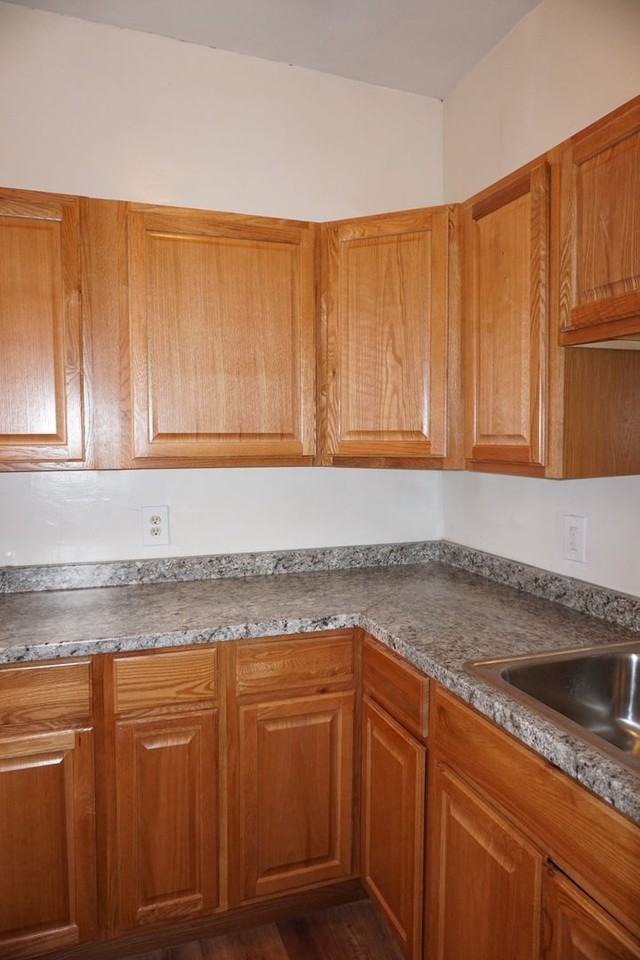 24  -  1815 First - Photo 7 of 48