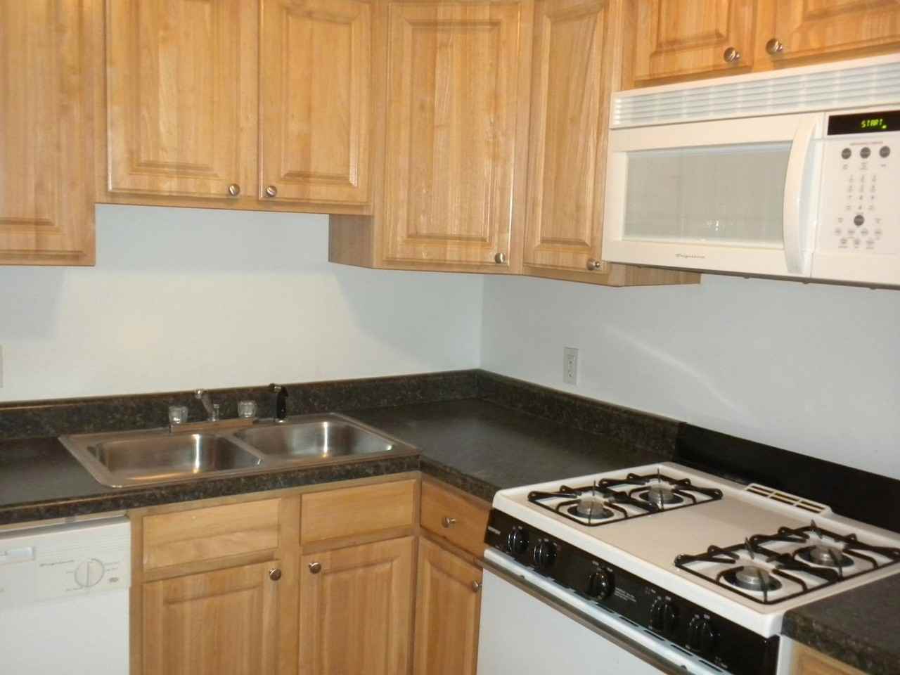 2453 Spaulding LLC - Photo 3 of 9