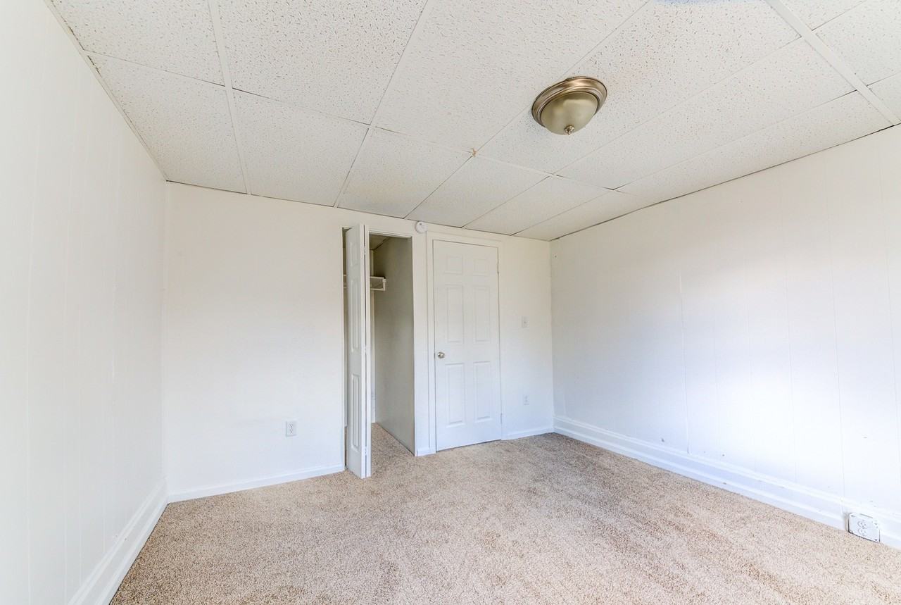 1840 Saint Patrick St - Photo 7 of 9