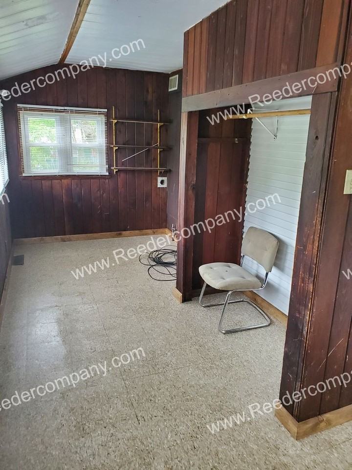 283 N Hamilton St - Photo 2 of 17
