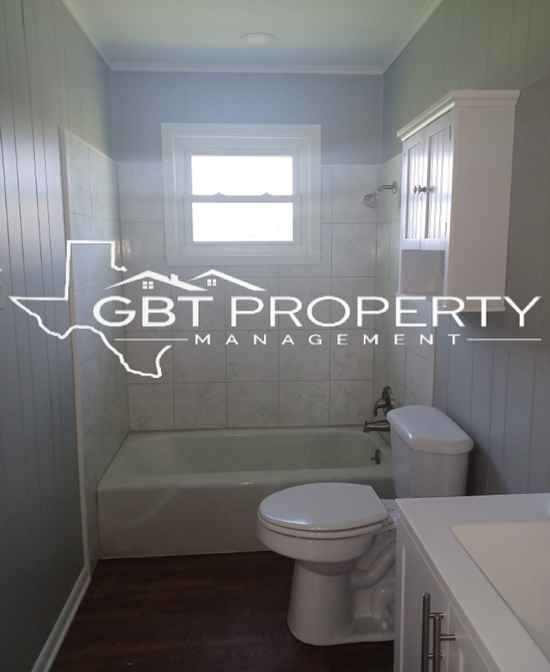 1460 L County Road 828 - Photo 6 of 8
