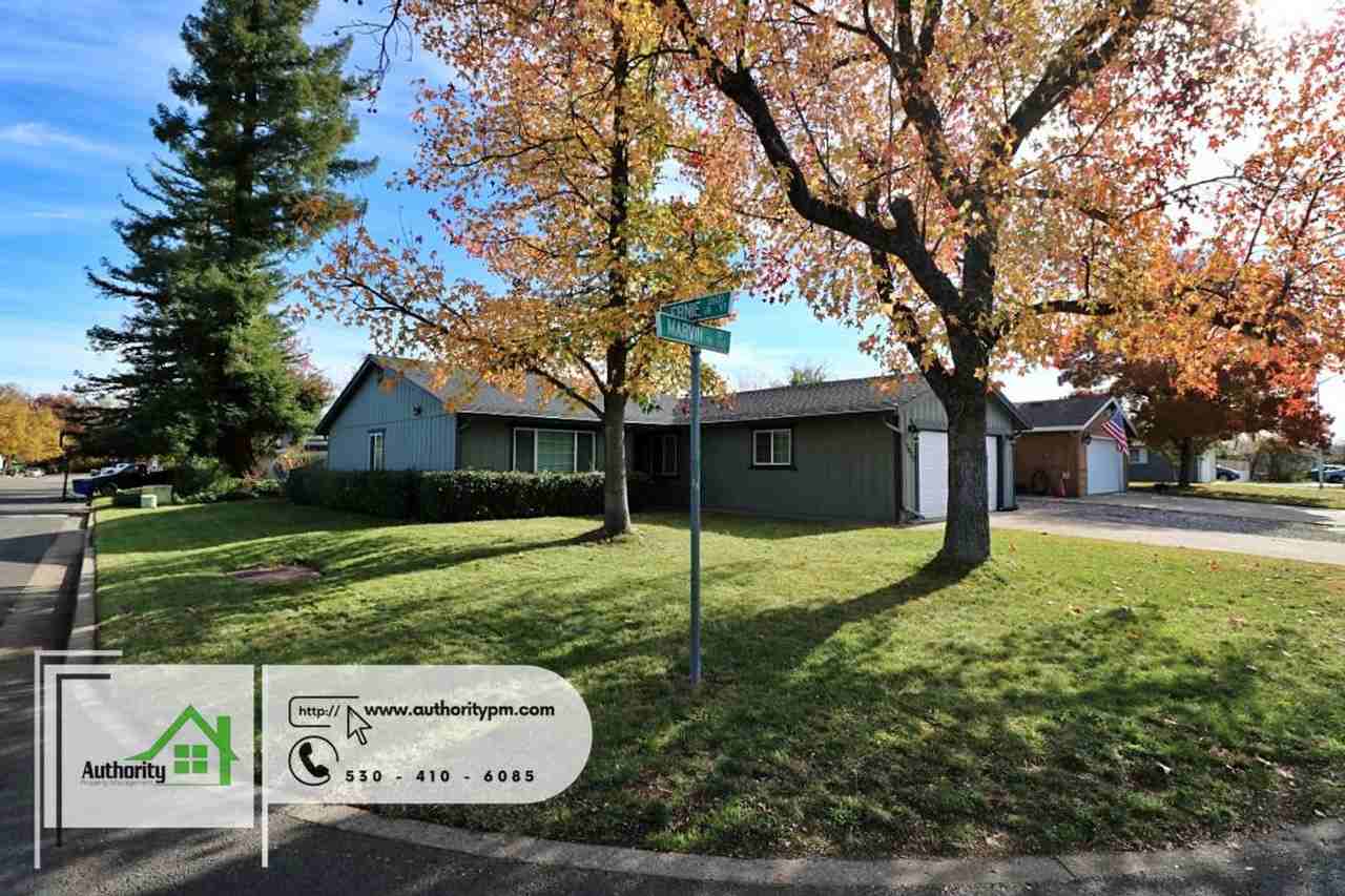 7022 Marvin Trl - Photo 3 of 31