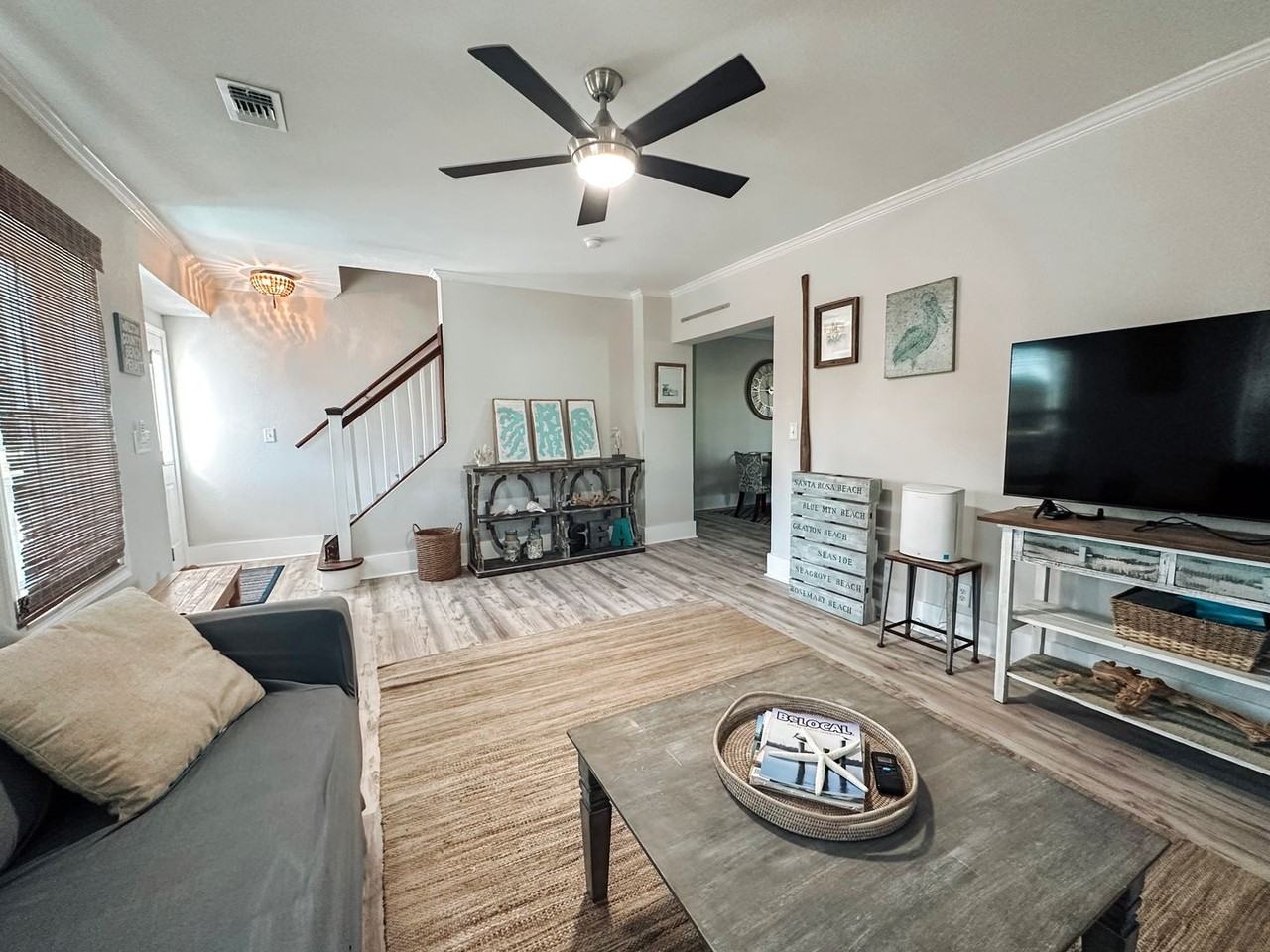 331 Robert Ellis St - Photo 2 of 35