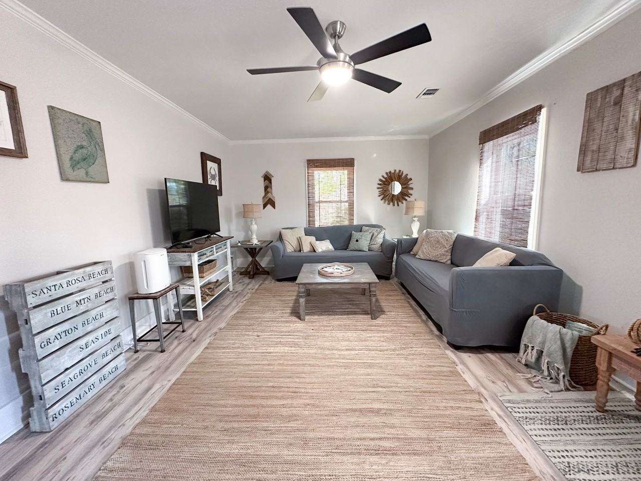 331 Robert Ellis St - Photo 3 of 35