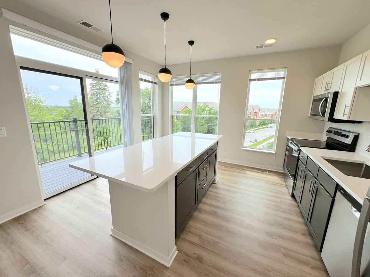 Bela Springs - Photo 2 of 35