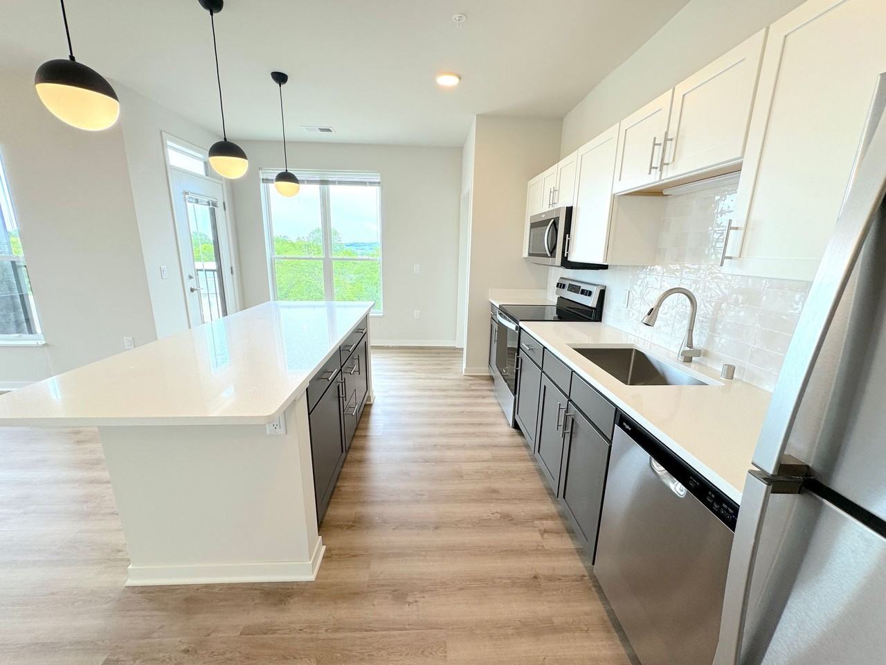 Bela Springs - Photo 4 of 35